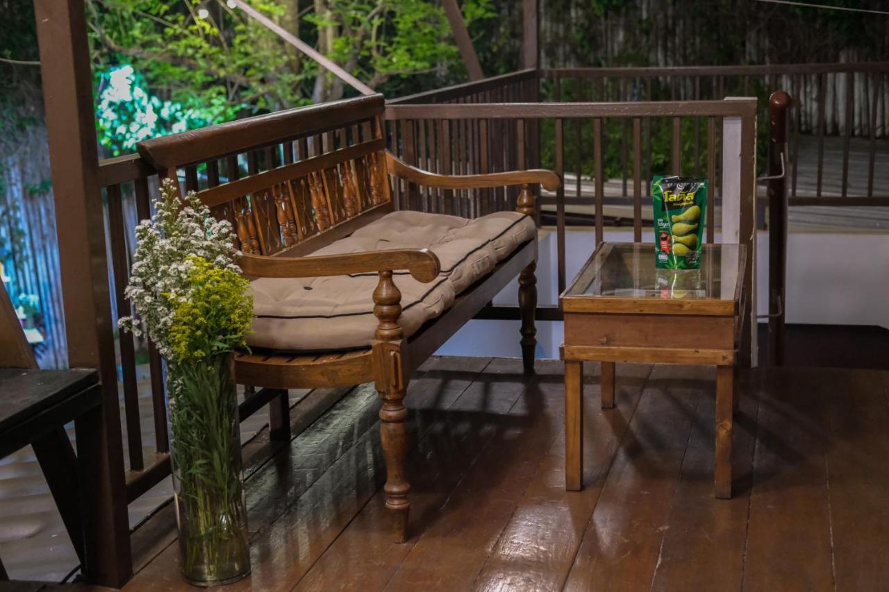 @Home Hostel Wua Lai Chiang Mai Exterior photo
