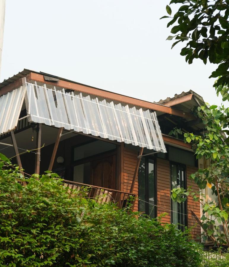 @Home Hostel Wua Lai Chiang Mai Exterior photo